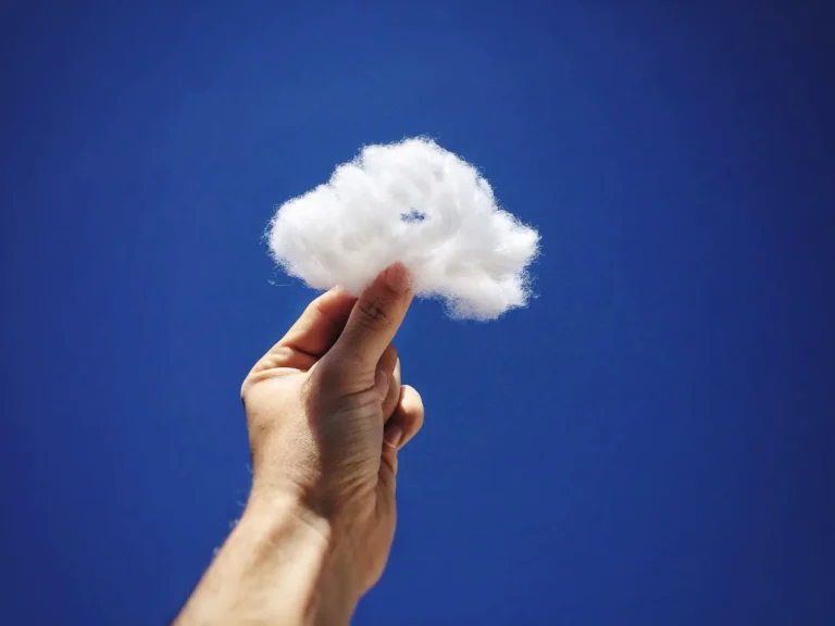 Cloude Side